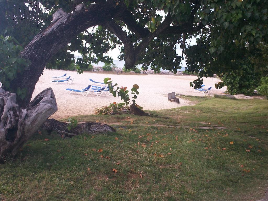 Point Village, Negril, Jamaica Εξωτερικό φωτογραφία